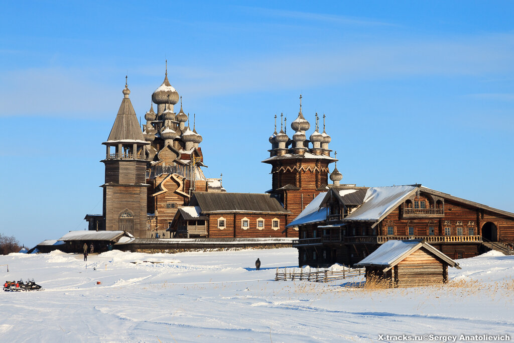 Прекрасный лыжный поход на февральские праздники по замершей Онеге.