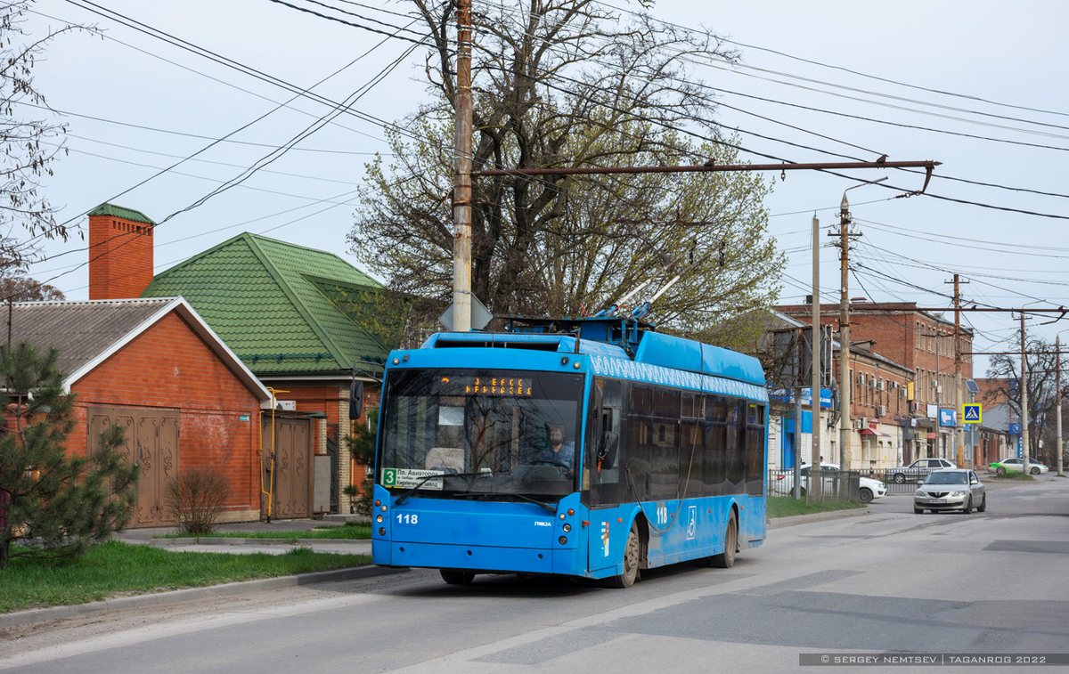 Троллейбус "Мегаполис" в Таганроге, 2022 год, источник Википедия, фото Сергей Немцев