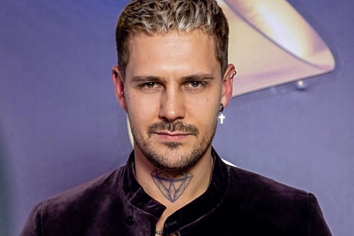 бикович и малич. милош бикович и его девушка ивана малич. кубанская клубника. иваной малич. малич агротехнологии.