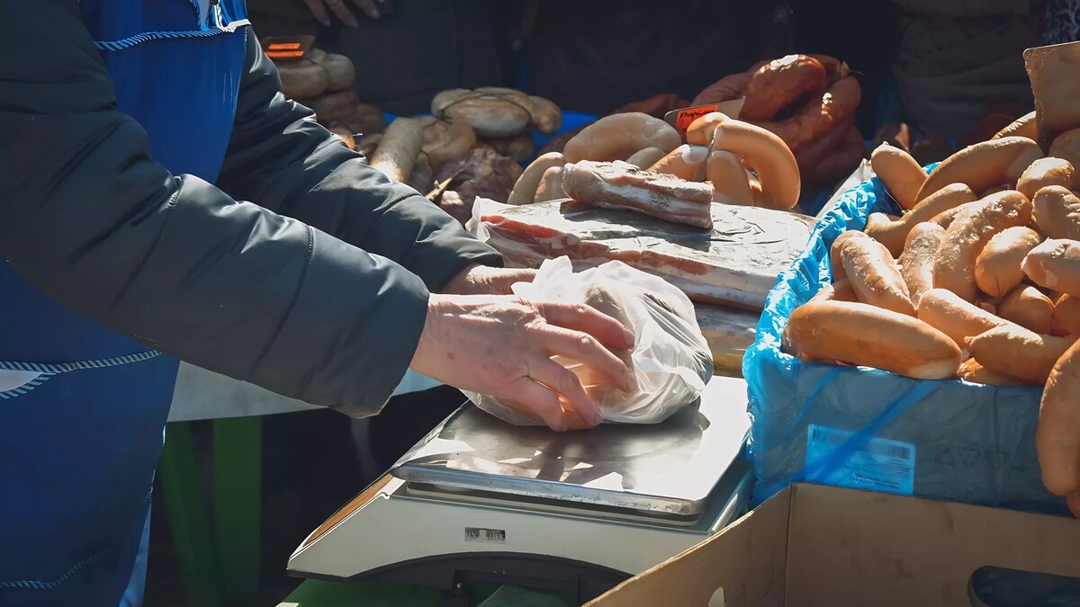 Продукты за голос за Путина: в Сети появился очередной фейк с «белгородкой»  | Бел.Ру | Дзен