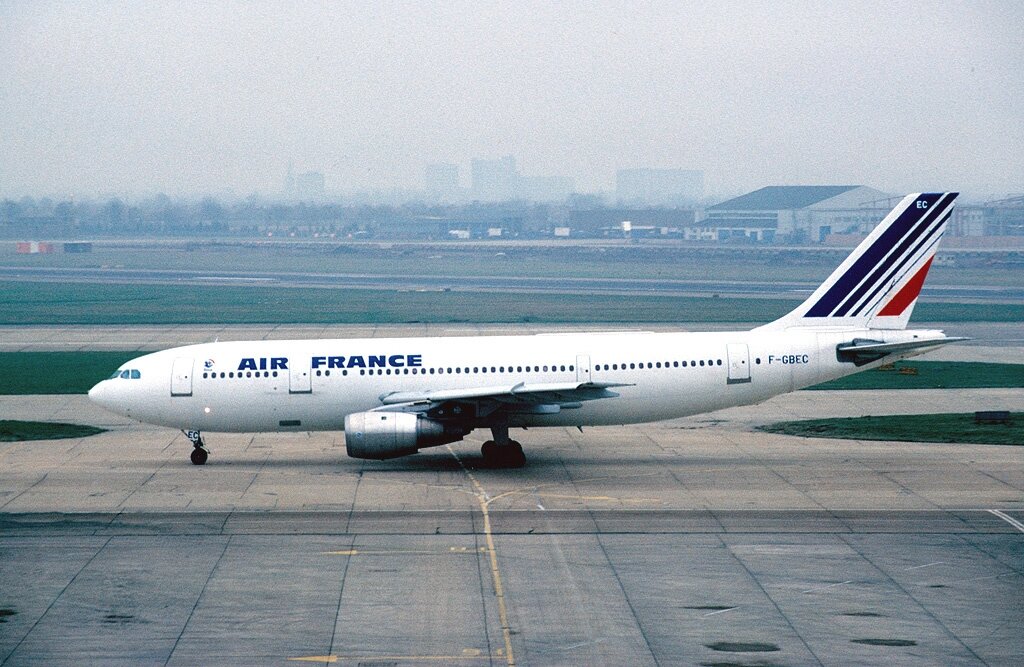 Тот самый Airbus A300B2−1C борт F-GBEC за 12 лет до захвата