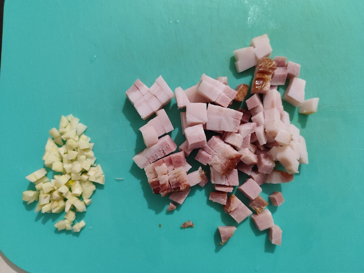 Чеснок и грудинка