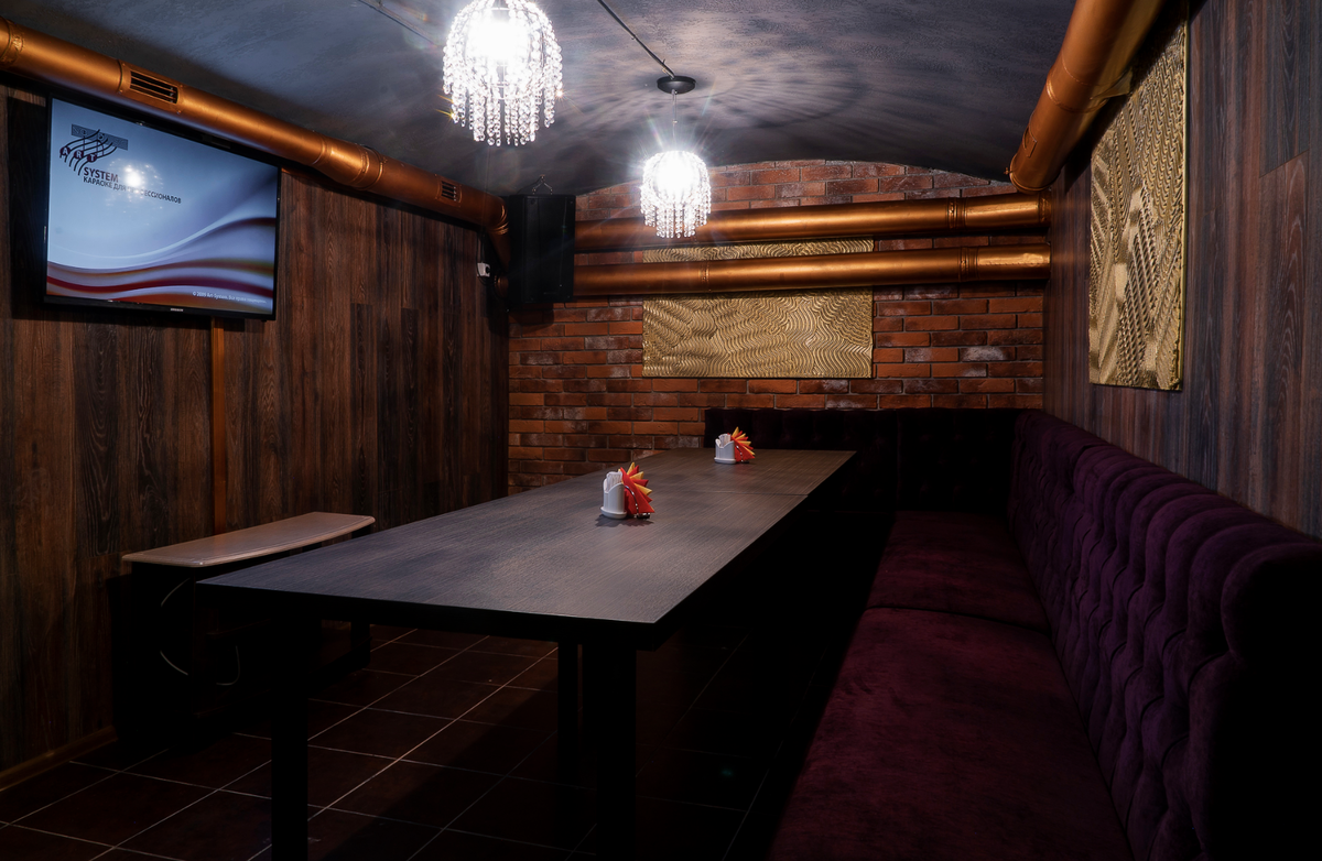 караоке зал. рестораны с караоке в москве. кафе бар караоке. необычные караоке бар. клуб first москва.