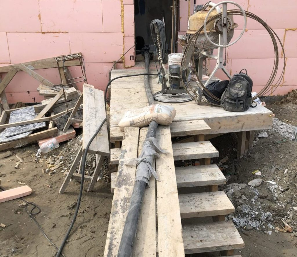 пирог кровли двухскатной крыши. устройство теплый дом. устройство крыши из металлочерепицы с утеплением схема. отопление деревянного дома. электрический теплый пол в бане.