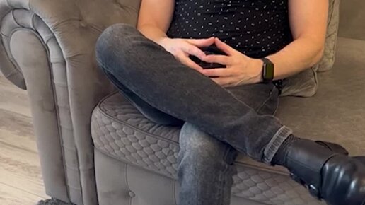 уборка кухни. мужчина помогает по дому. муж моет посуду. мужчина и женщина уборка. должны ли мужчины помогать женщинам.