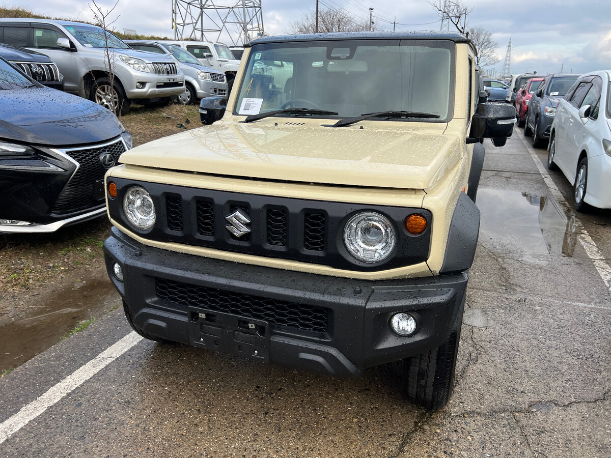 Купили Suzuki Jimny Sierra: 5 баллов и всего 11 000 км пробега! | Авто из  Японии | Дзен