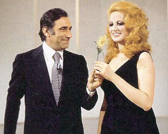 песня и мне не важно итальянка или. влюбленные в италии. песня и мне не важно итальянка или. орнелла мути укрощение строптивого кадры. Becky g natti natasha.