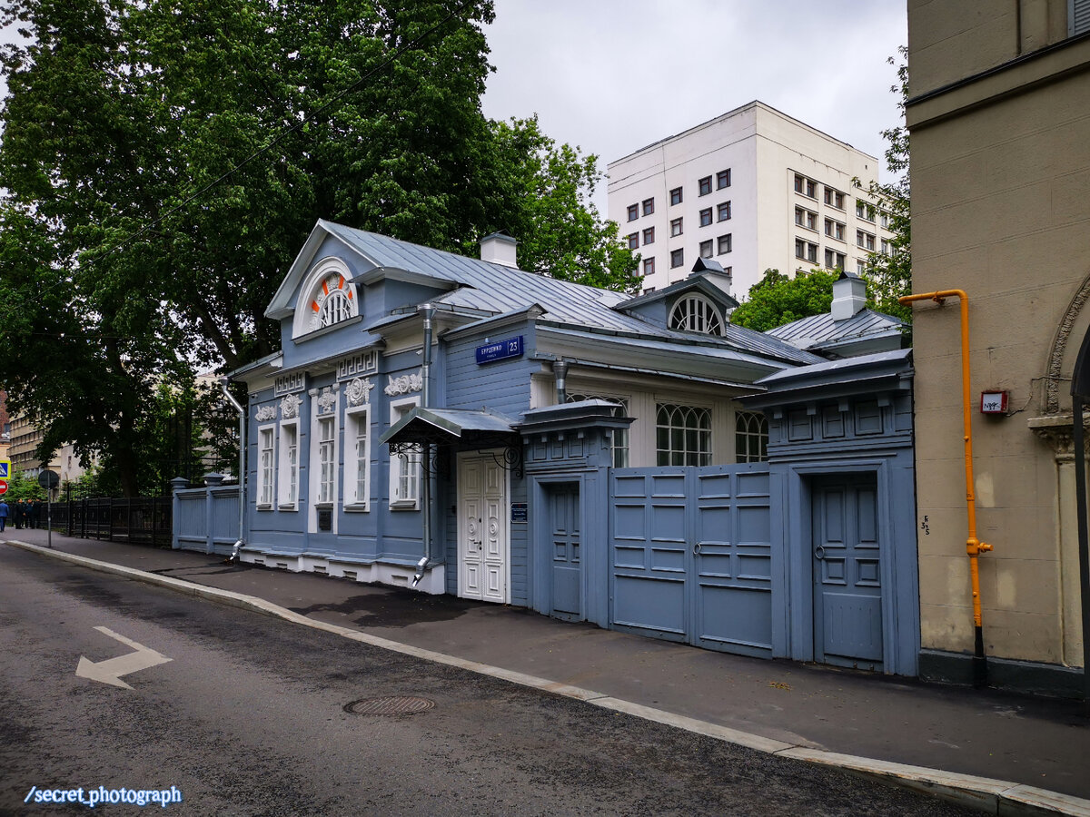 Крафтсман архитектура. Ранчо аспен. Загородный домик. Фахверк в сосновом бору. Дом и всегда открытым.