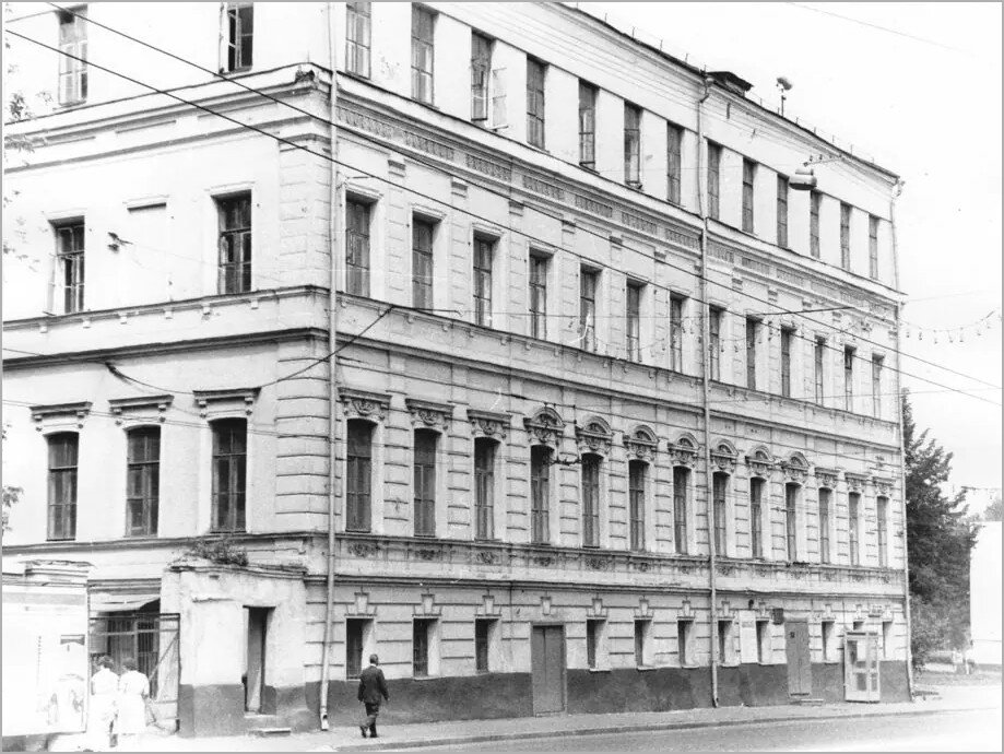 старые фотографии домов. старые фотографии домов. старый деревянный дом. старые фотографии домов. барак расселение ветхое жилье калуга.