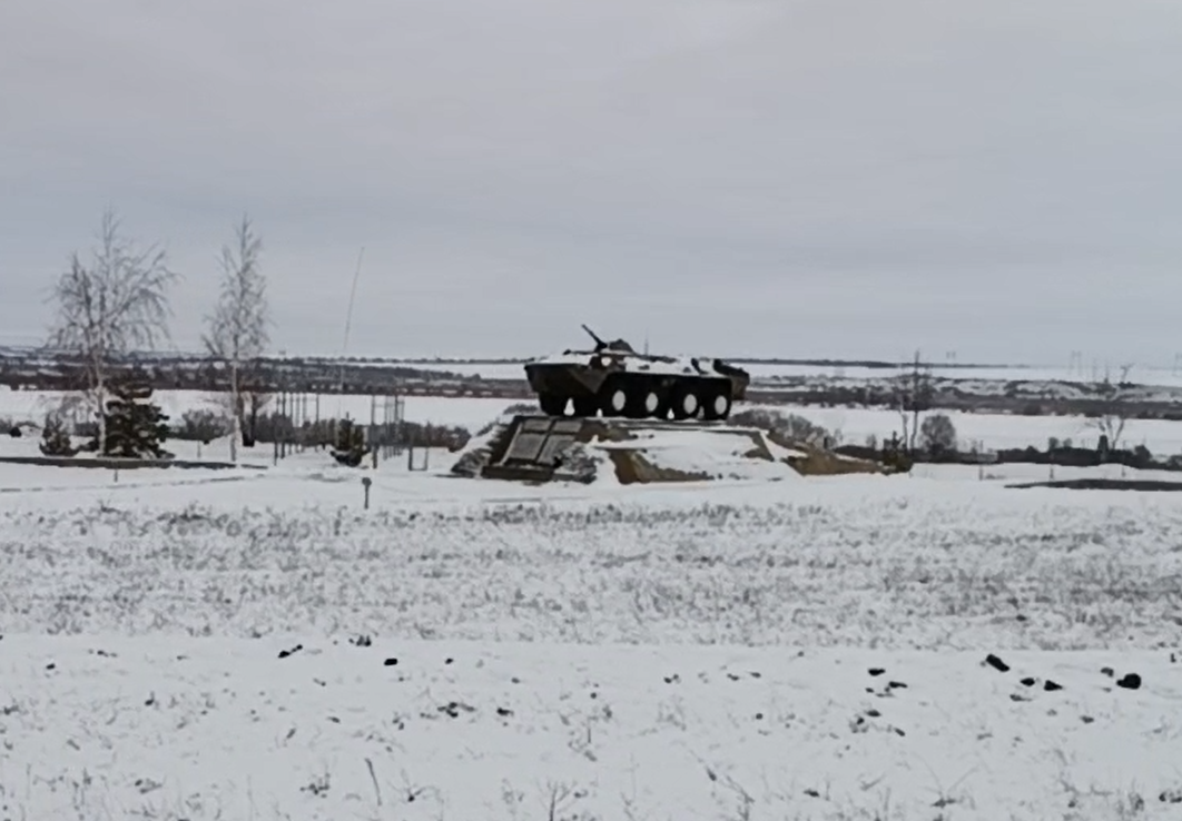 Чем ближе к зоне проведения специальной военной операции, тем чаще встречаются места боевой славы защитников ЛНР и ДНР. 