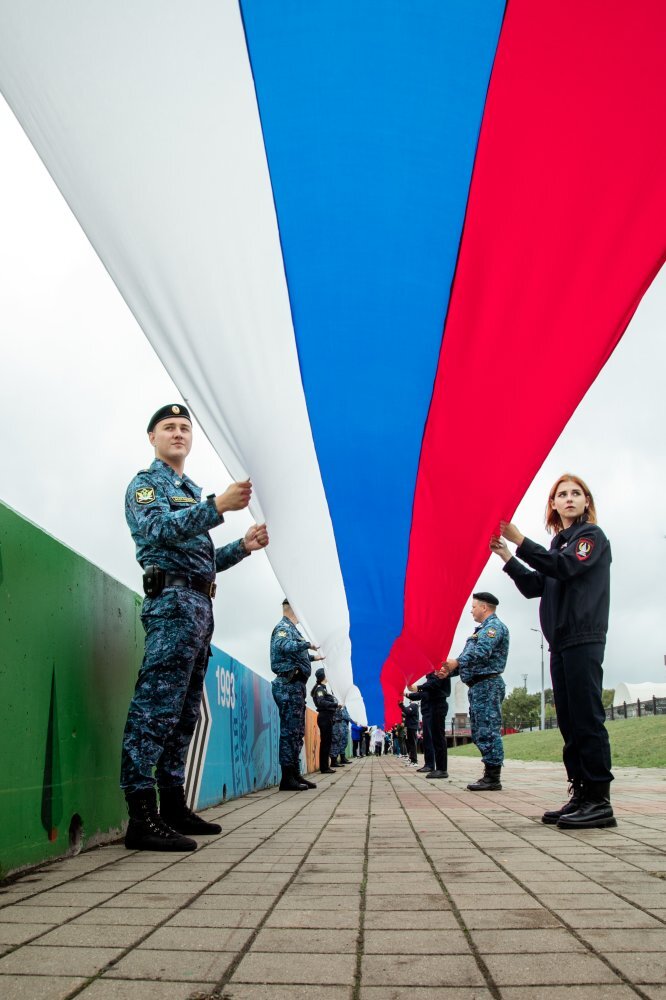    СМИ: Президент поручил правительству разработать концепцию развития наставничества в РФ