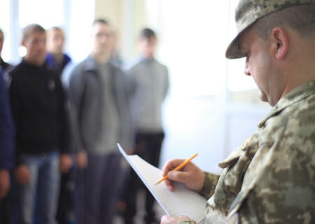    Хроники «незалежной»: украинцы избивают уличных «моГилизаторов», устраивают акции протеста и угрожают новым Майданом
