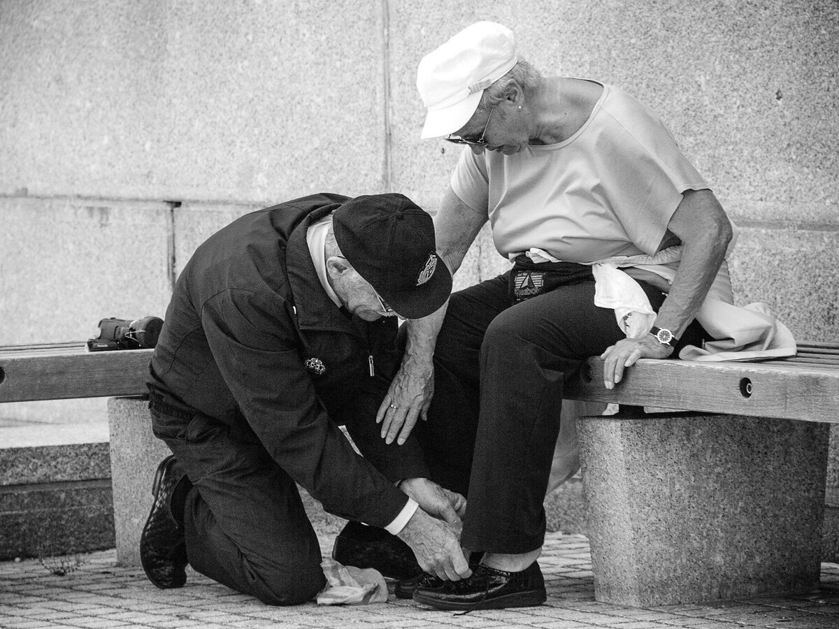 мы живем во времена, когда можем без особых усилий упростить жизнь старшего поколения!