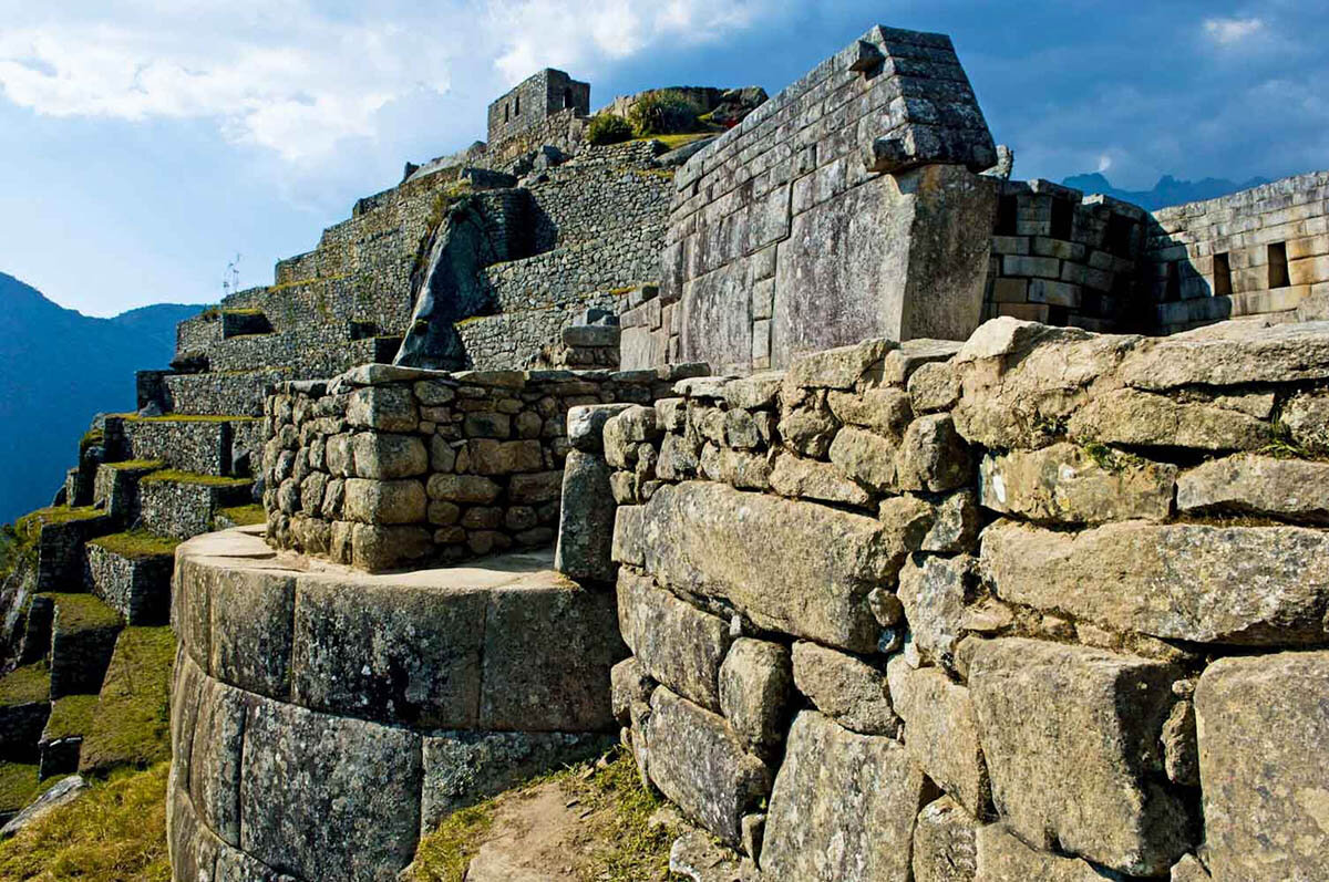 Ольянтайтамбо мегалиты. Загадки перу. Загадки перу. Загадки перу. Саксайуаман храм окльо.