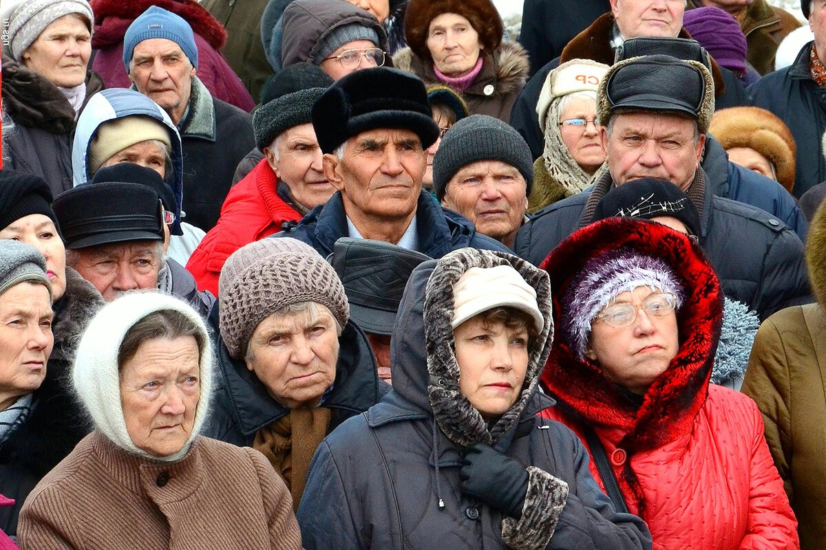 Тип трахает пенсионерку в мохнатку после знакомства в автобусе