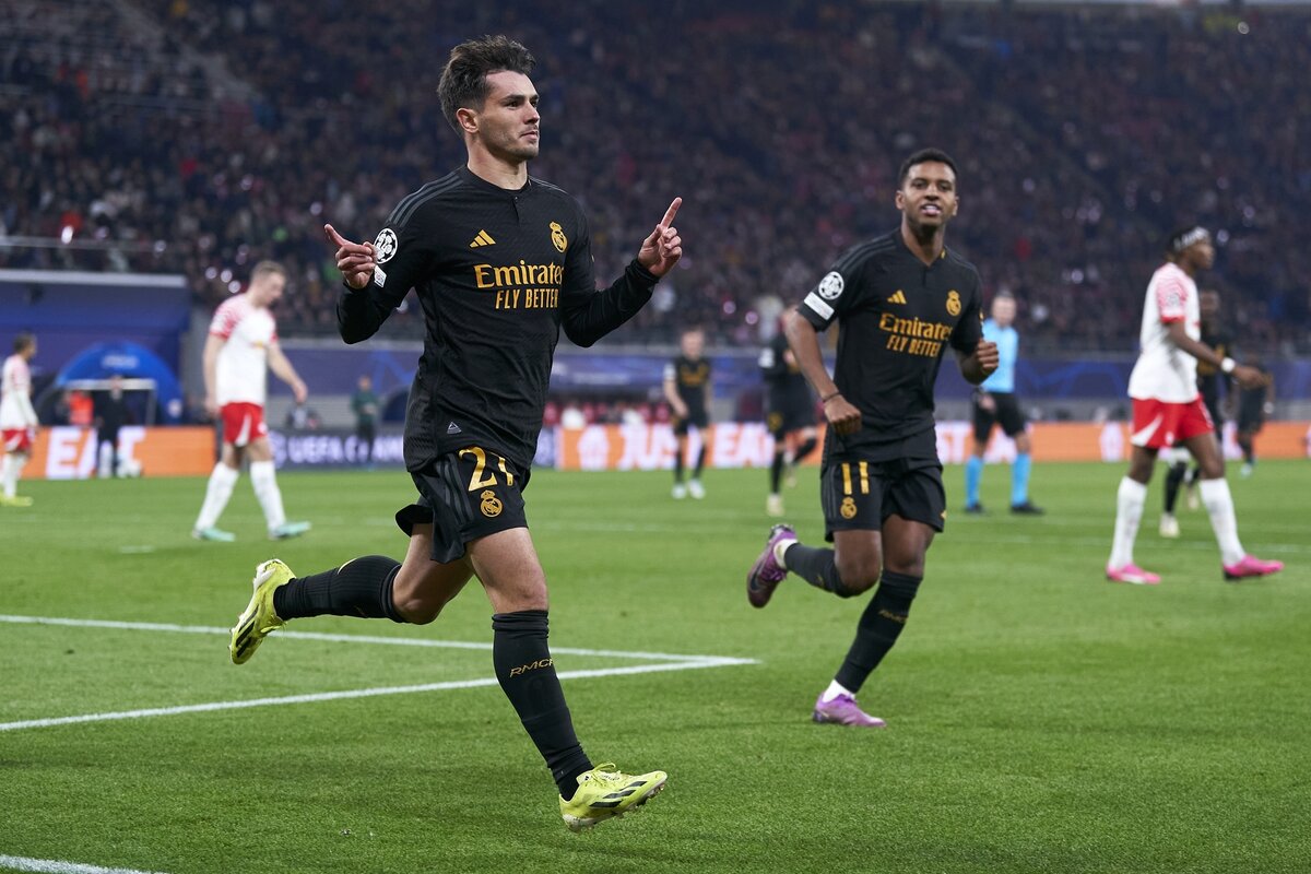     Футболисты «Реала» Браим Диас и Родриго / Gettyimages.ru / Mateo Villalba / Contributor