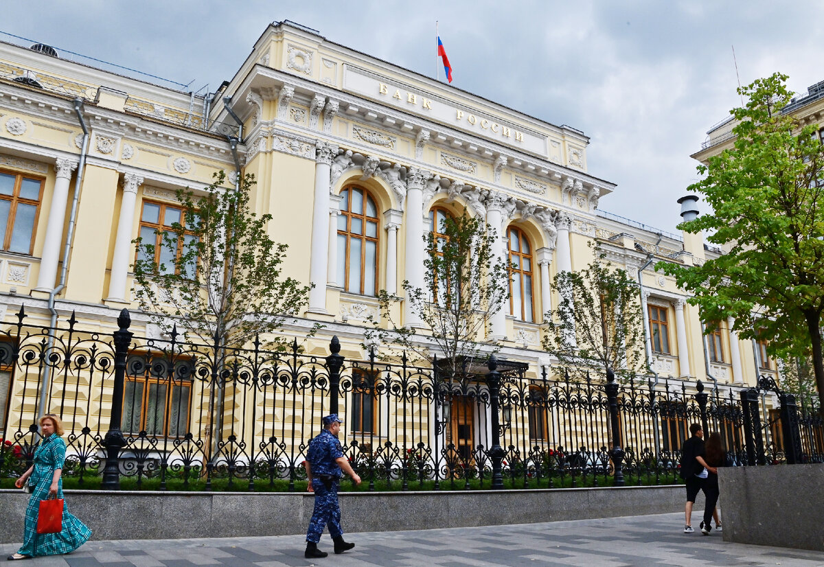 Есть сомнения в том, кто несёт ответственность за ситуацию, которая бьёт буквально по каждому жителю России? Фото: Vladimir Baranov/globallookpress