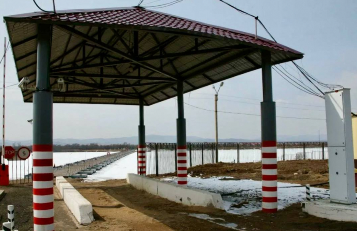    Объём грузоперевозок в Китай через КПП в Хабаровском крае продолжает расти