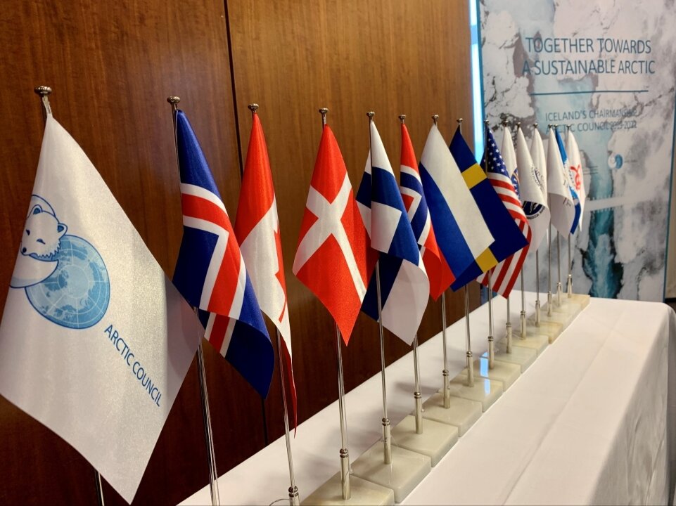    МИД: Россия приостановила выплату ежегодных взносов в Арктический совет