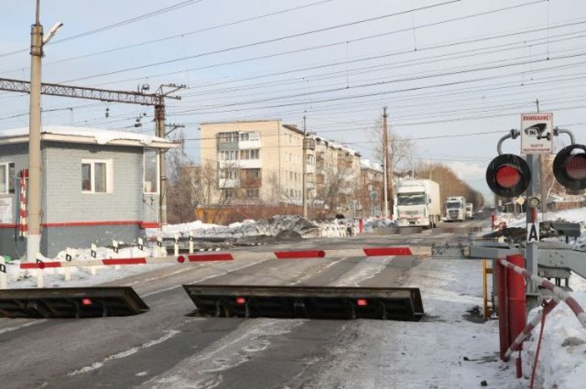    Почти 200 железнодорожных переездов обновит СвЖД в 2024 году