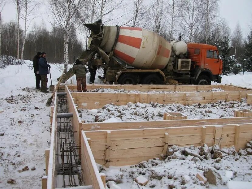 Краска для минусовых температур. Аква смит краска фасадная. Можно красить при минусовой температуре. Можно красить при минусовой температуре. Краска зимняя для металла.