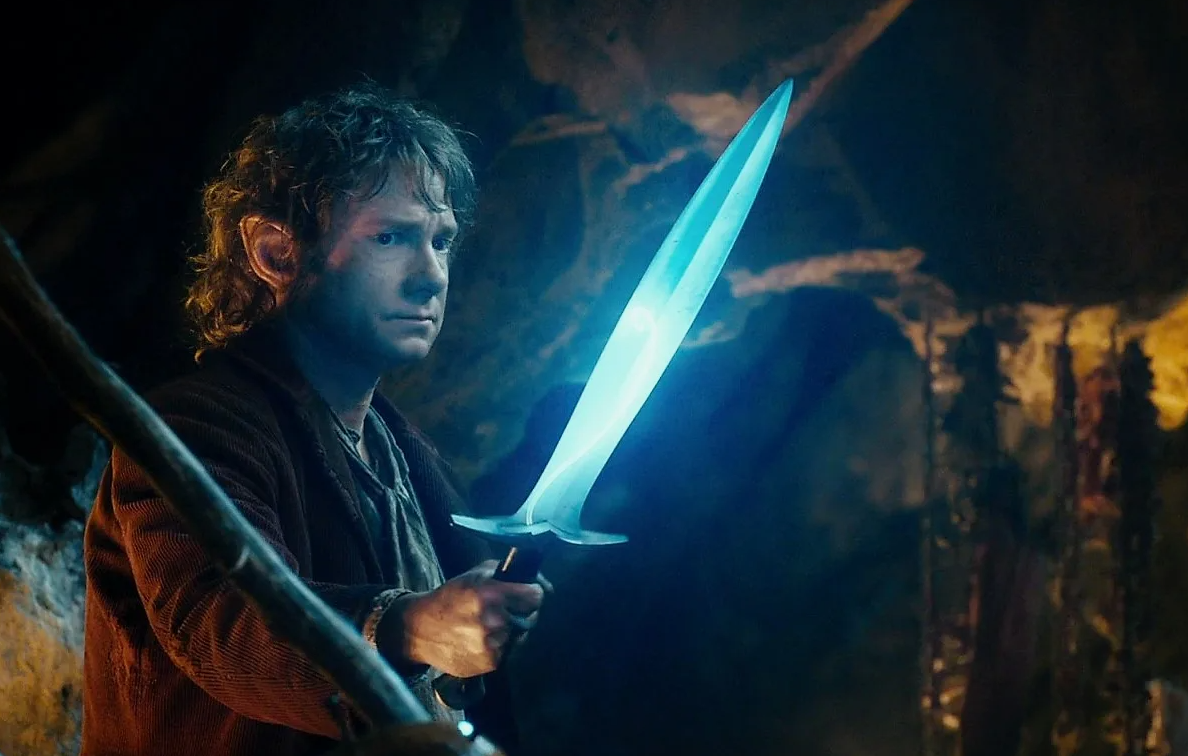 Мерри билли бойд - пиппин\. Хоббит с кольцом. Смеагол и деагол. Голлум властелин колец две крепости. Бильбо бэггинс с кольцом хоббит.