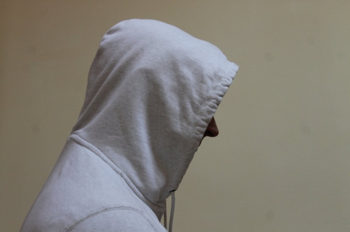    В Казани неизвестный целился из ружья в школу