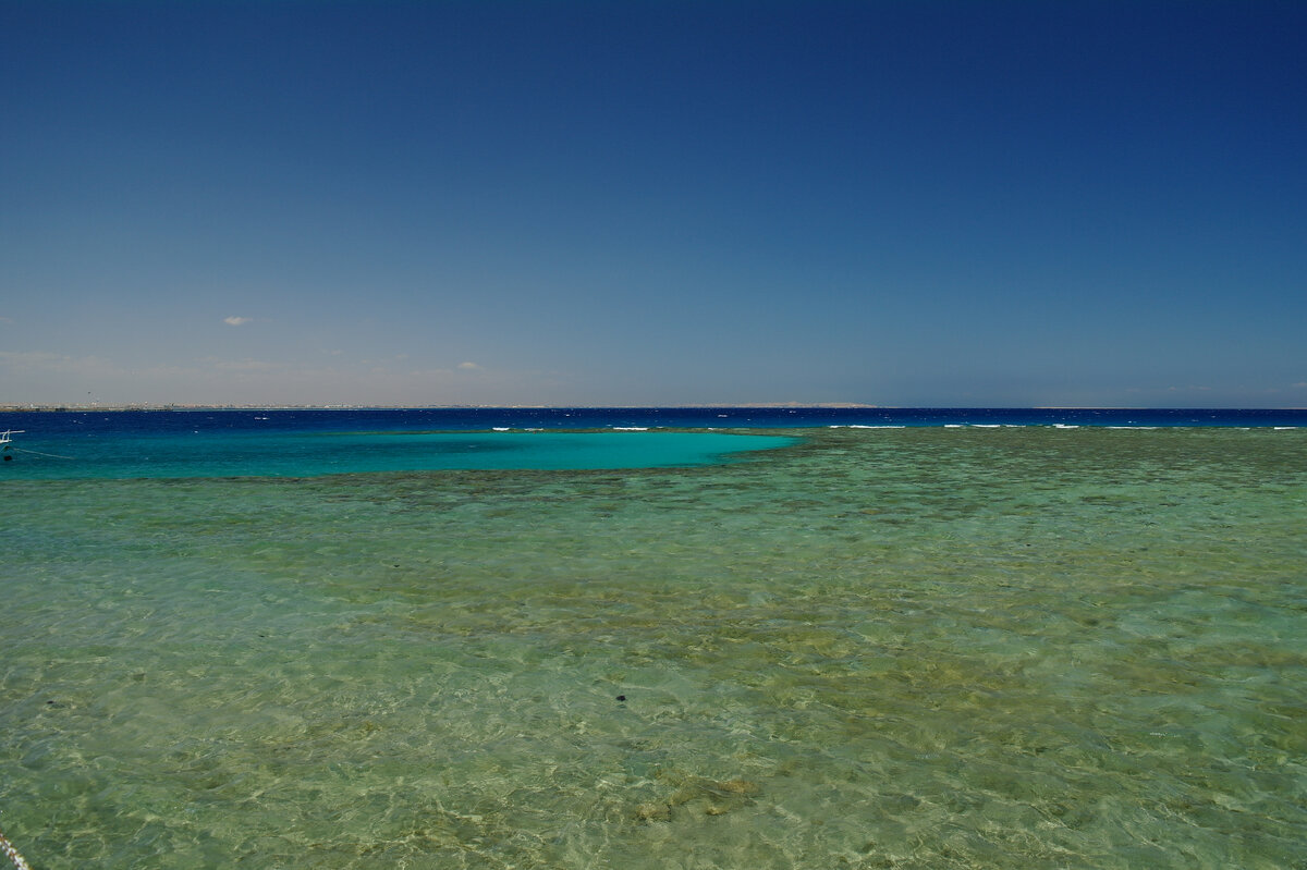 Риф отеля Hilton Long Beach Resort 4*