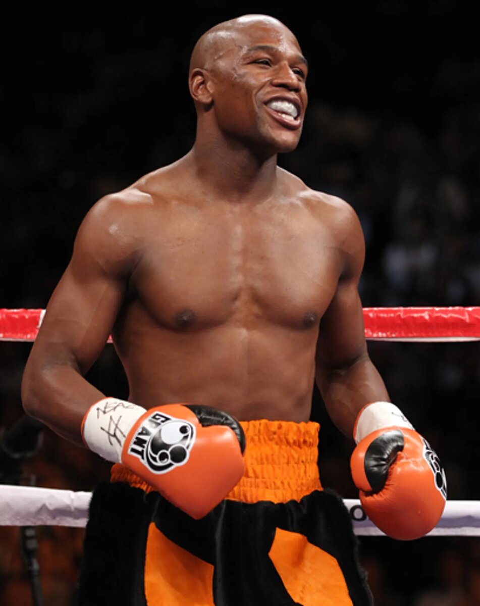 Флойд Мейвейзер, многоактный чемпион мира по боксу (фото из открытых источников)