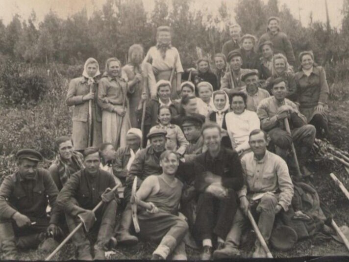 На строительстве Зюраткульской ГЭС. 1948 год. Фото: Госкаталог.рф.