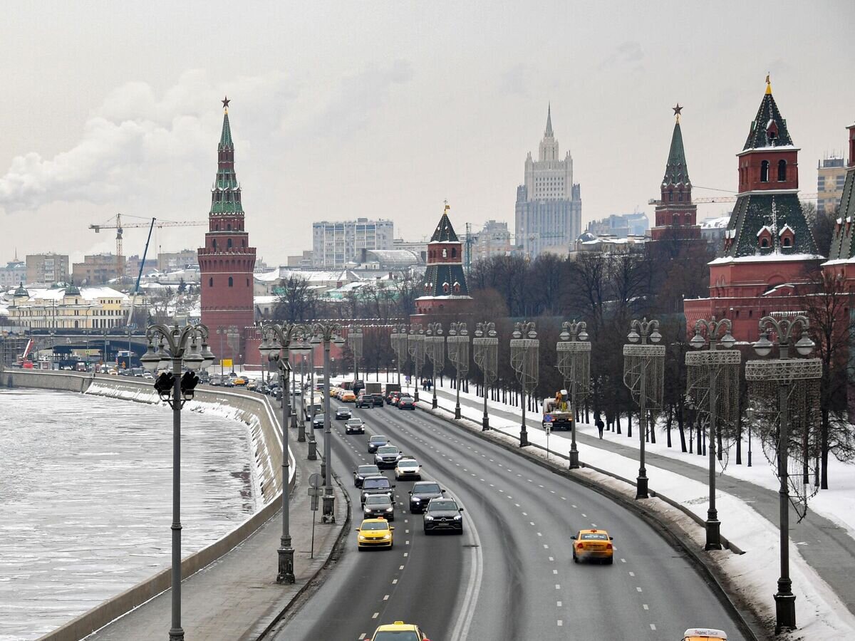    Храм Христа Спасителя и Архитектурный ансамбль Московского Кремля© РИА Новости / Евгений Биятов