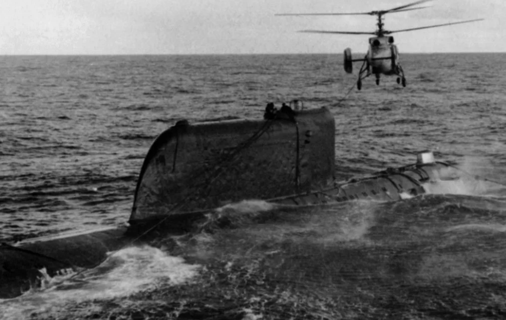 Автономке конец путь на базу. К-19 атомная подводная лодка. Подводная лодка к 19 Хиросима. К-19, Атлантический океан (1961). Проект АПЛ К-19