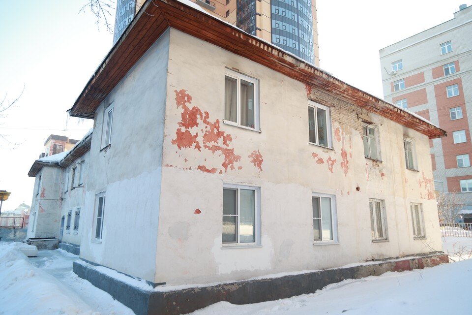 Многоквартирный дом. Расклеивает объявления. Как оформить земельный участок в собственность. Собственники многоквартирного дома. Информация для собственников многоквартирных домов.