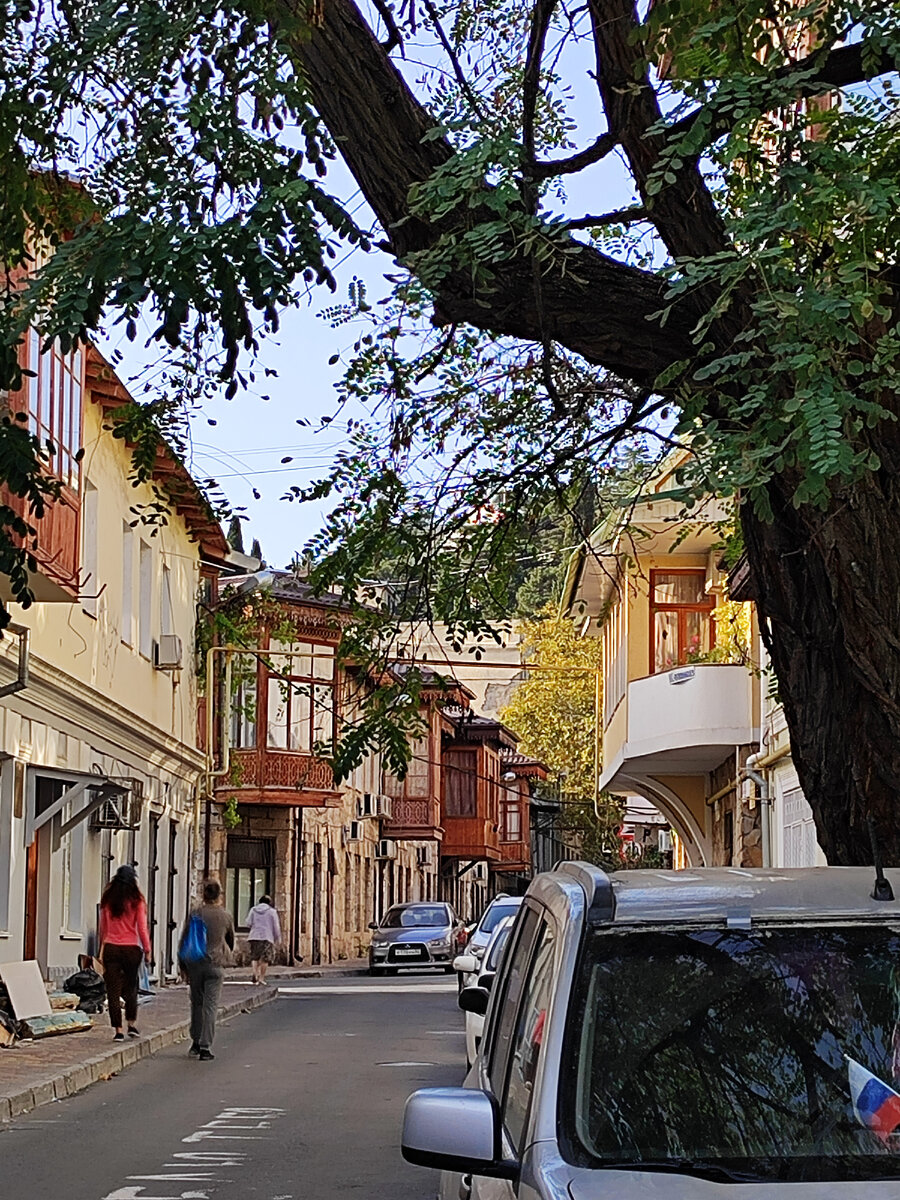 Ялта. Октябрь 2023.