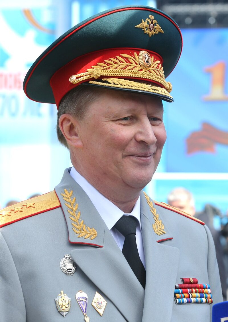 Иванов в парадной военной форме генерал-полковника. Источник изображения: сайт ru.wikipedia.org