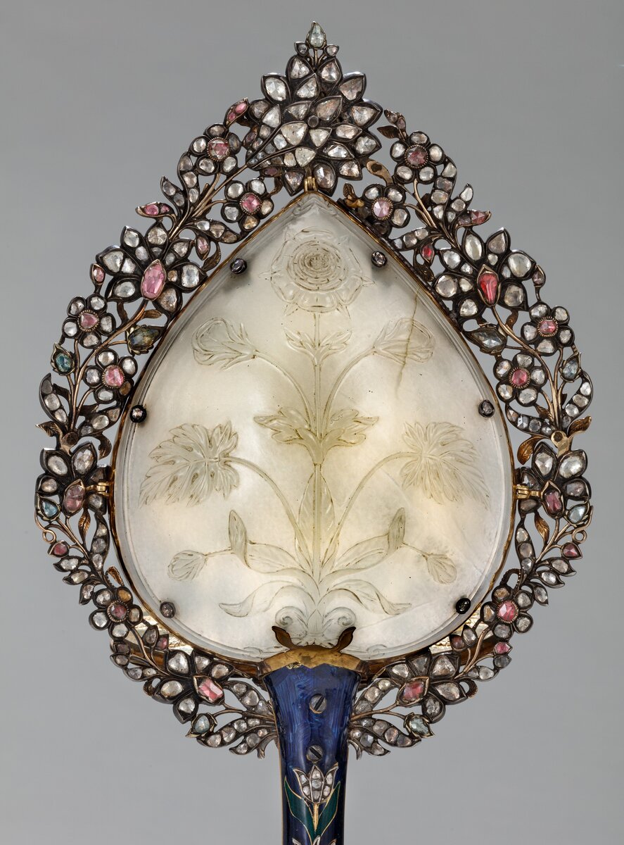 Зеркало ручное, Индия, XVII век. Галерея Драгоценностей Эрмитажа