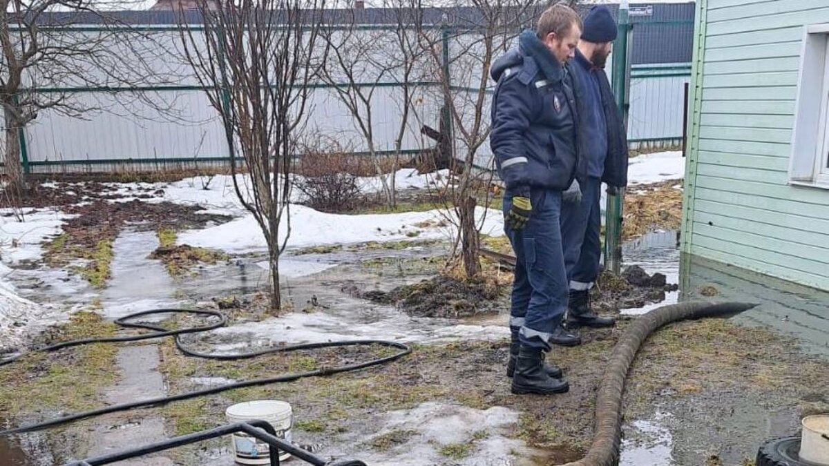   В Курске затопило дома и подвалы домов в Сеймском округе