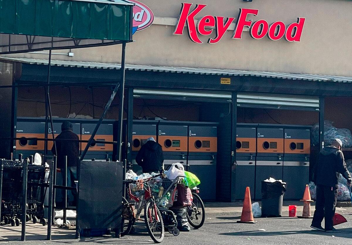 ТИПИЧНЫЙ НЬЮ-ЙОРК И ЕГО МИГРАНТЫ. НЕ ТАК КРАСИВО, КАК В КИНО? ФОТО: ПРЕДОСТАВЛЕНО ЦАРЬГРАДУ ГЕРОИНЕЙ МАТЕРИАЛА.