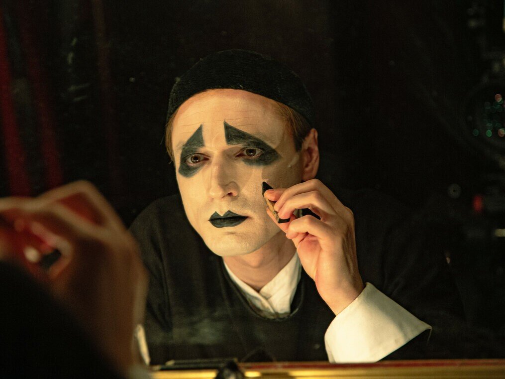 Кадр из мини-сериала «Вертинский», 2021 год, режиссер Авдотья Смирнова