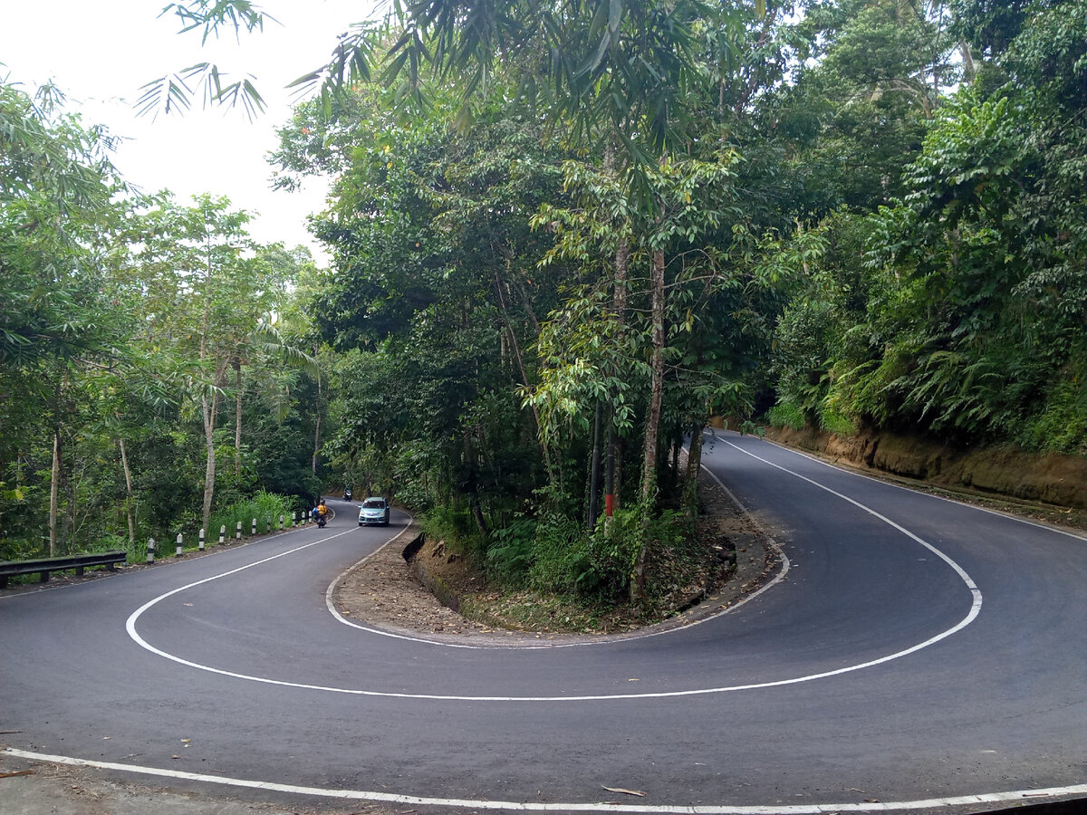 Идущие поперек хребтов книга читать. Идти поперек. И потом по течению реки. Идти поперек. Идти поперек.