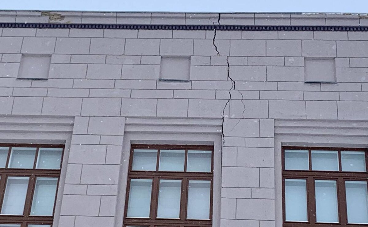 Архитектурная композиция зданий. Современная архитектура рисунок. Здания для рисования. Композиция в архитектуре. И.