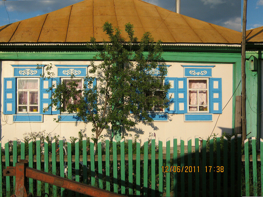 Фото автора. Дом, в который я вышла замуж. Дом моей мамы-свекрови.