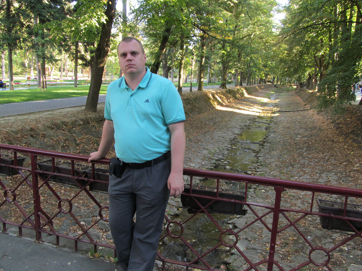 Парк в городке Врнячка Баня (Сербия)