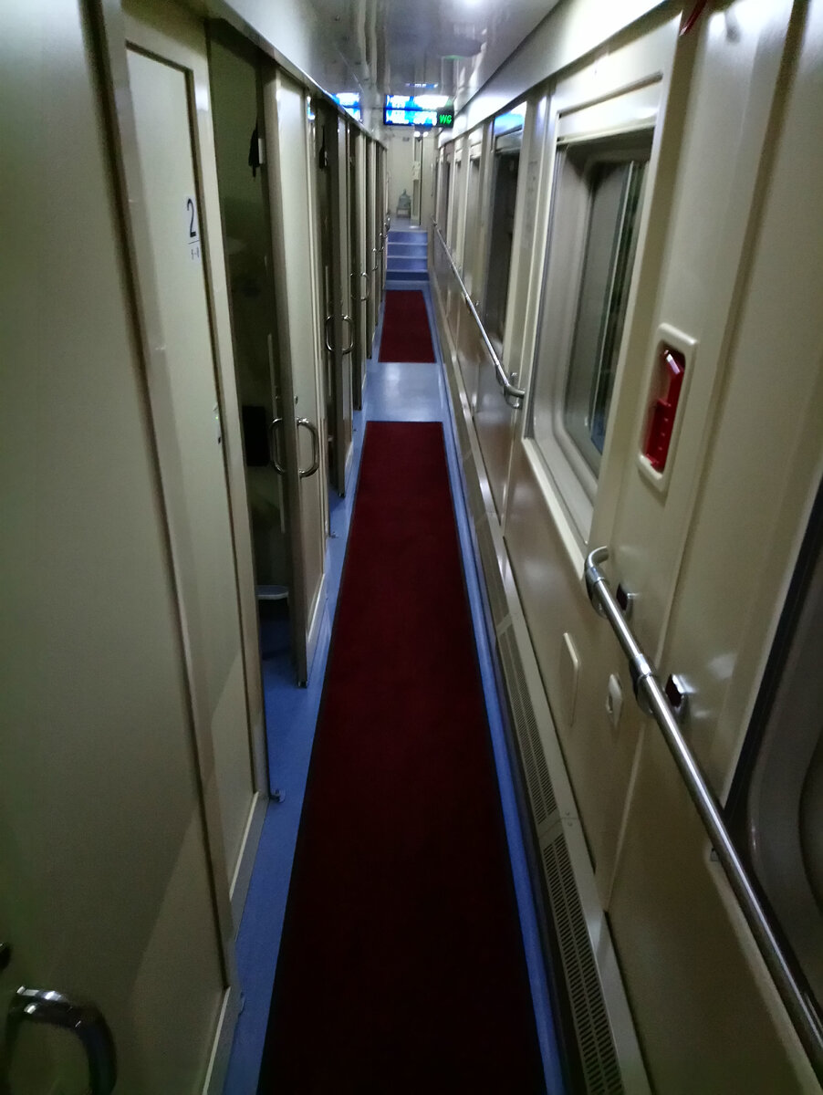 Вагон двухэтажного поезда, фото автора