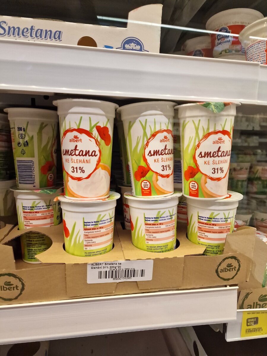 это не сметана а сливки:)