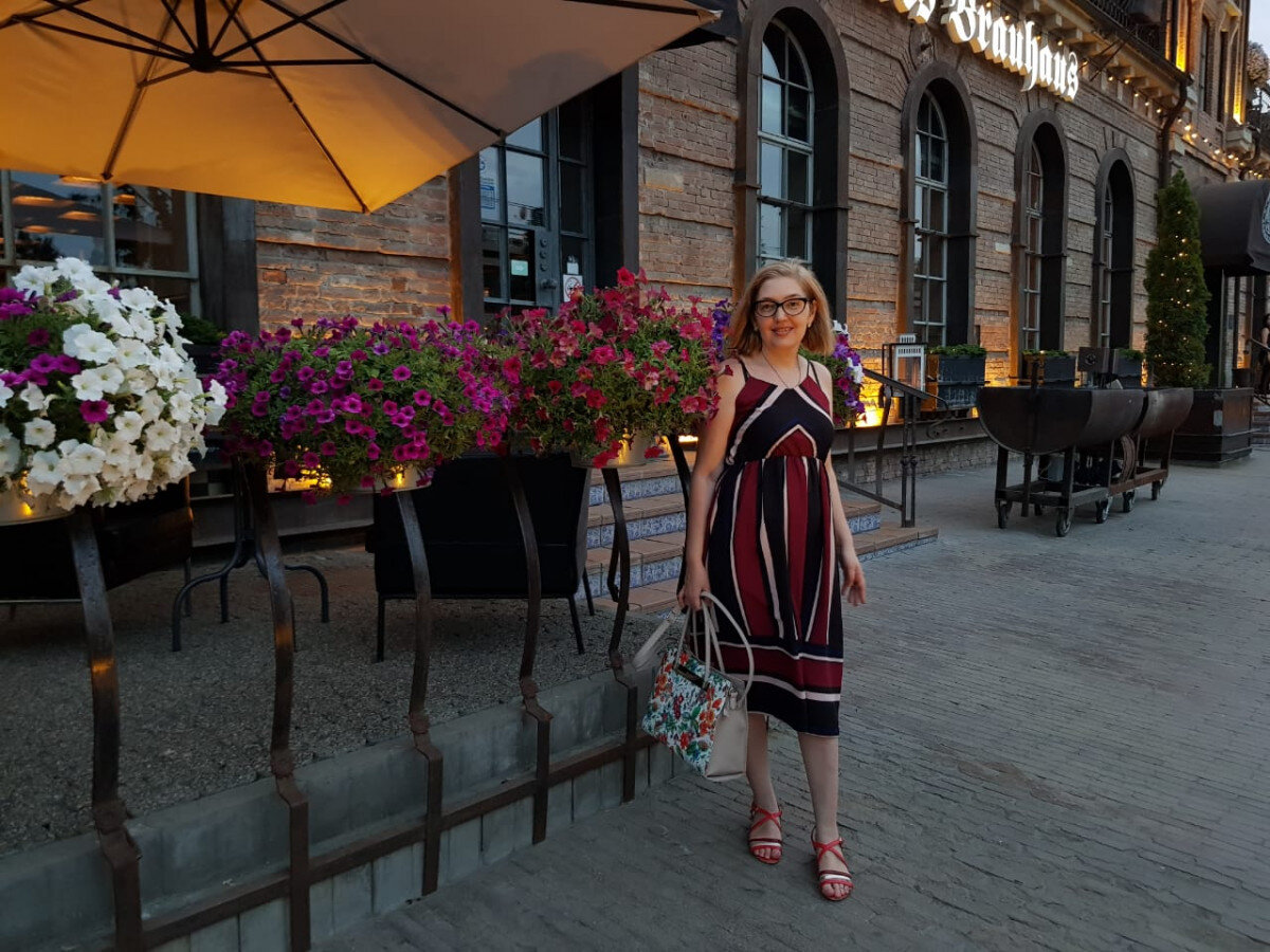 давай сбежим припев. караоке 24 реклама. давай сбежим. припев песни ты беги беги. давай сбежим картинки.