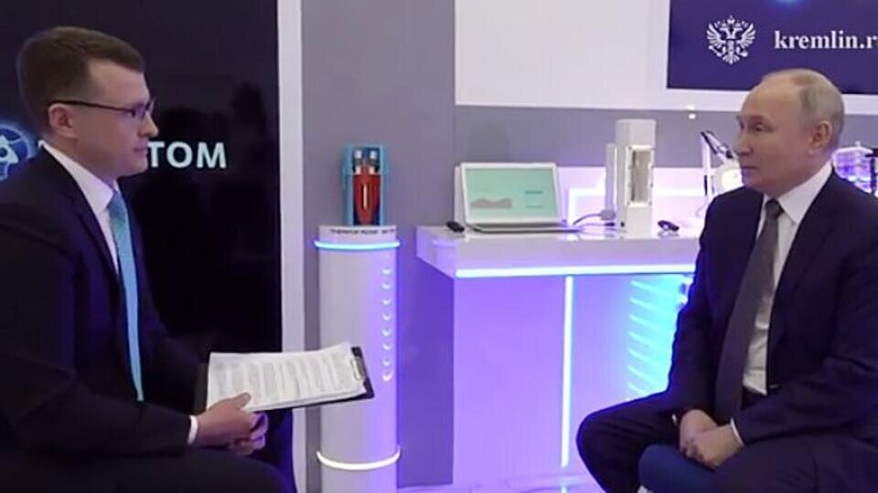 интервью такера карлсона 1 канал. такер карлсон. такер fox news. интервью такера карлсона 1 канал. такер карлсон в 2000.