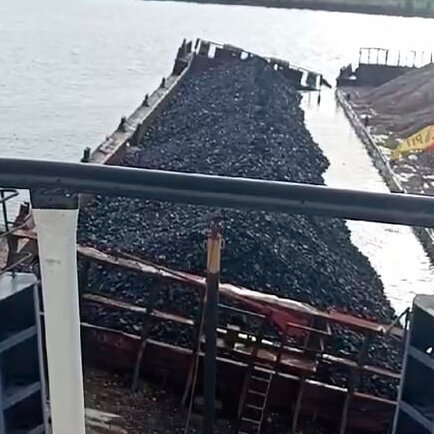 Росприроднадзор по Иркутской области обратился в арбитражный суд, чтобы взыскать с Восточно-Сибирского речного пароходства 432 миллиона рублей за экологический вред Ангаре. Об этом сообщает КП-Иркутск.