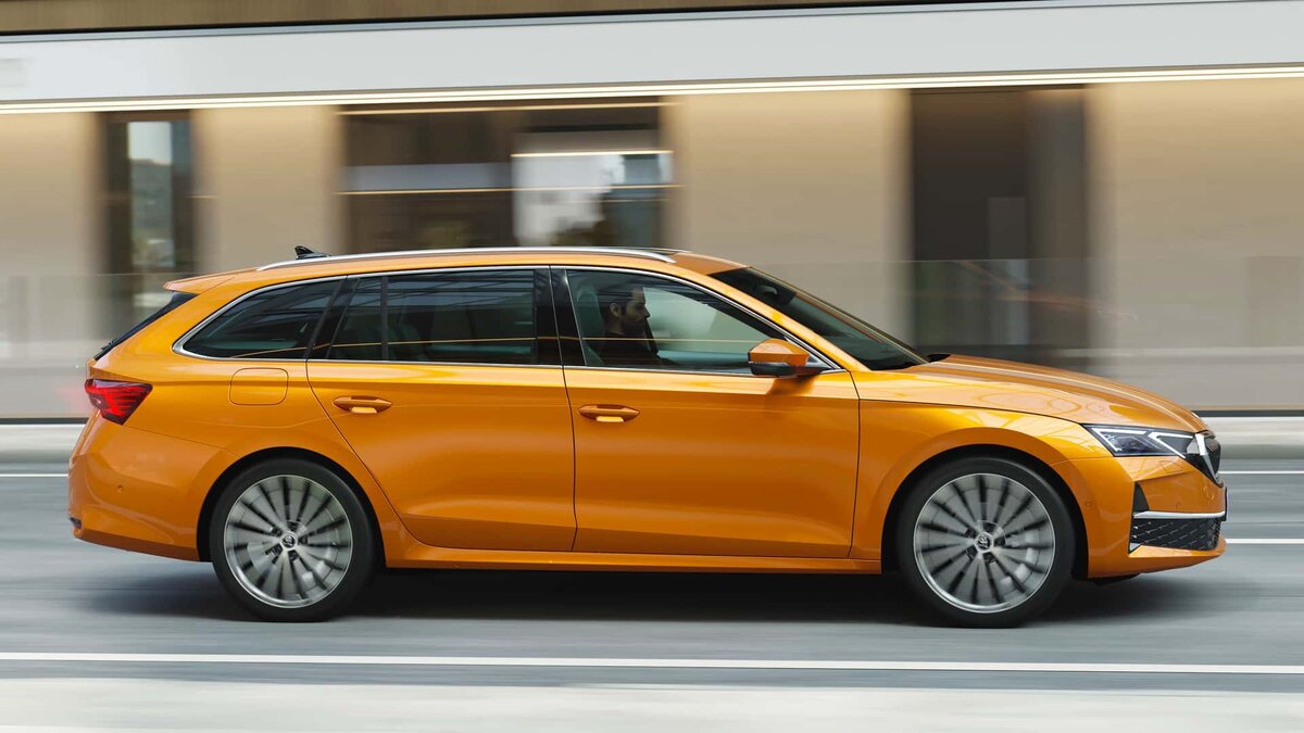    Skoda Octavia и RS получили новые бензиновые версии