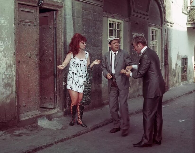 Фото: скриншот из фильма "Бриллиантовая рука"